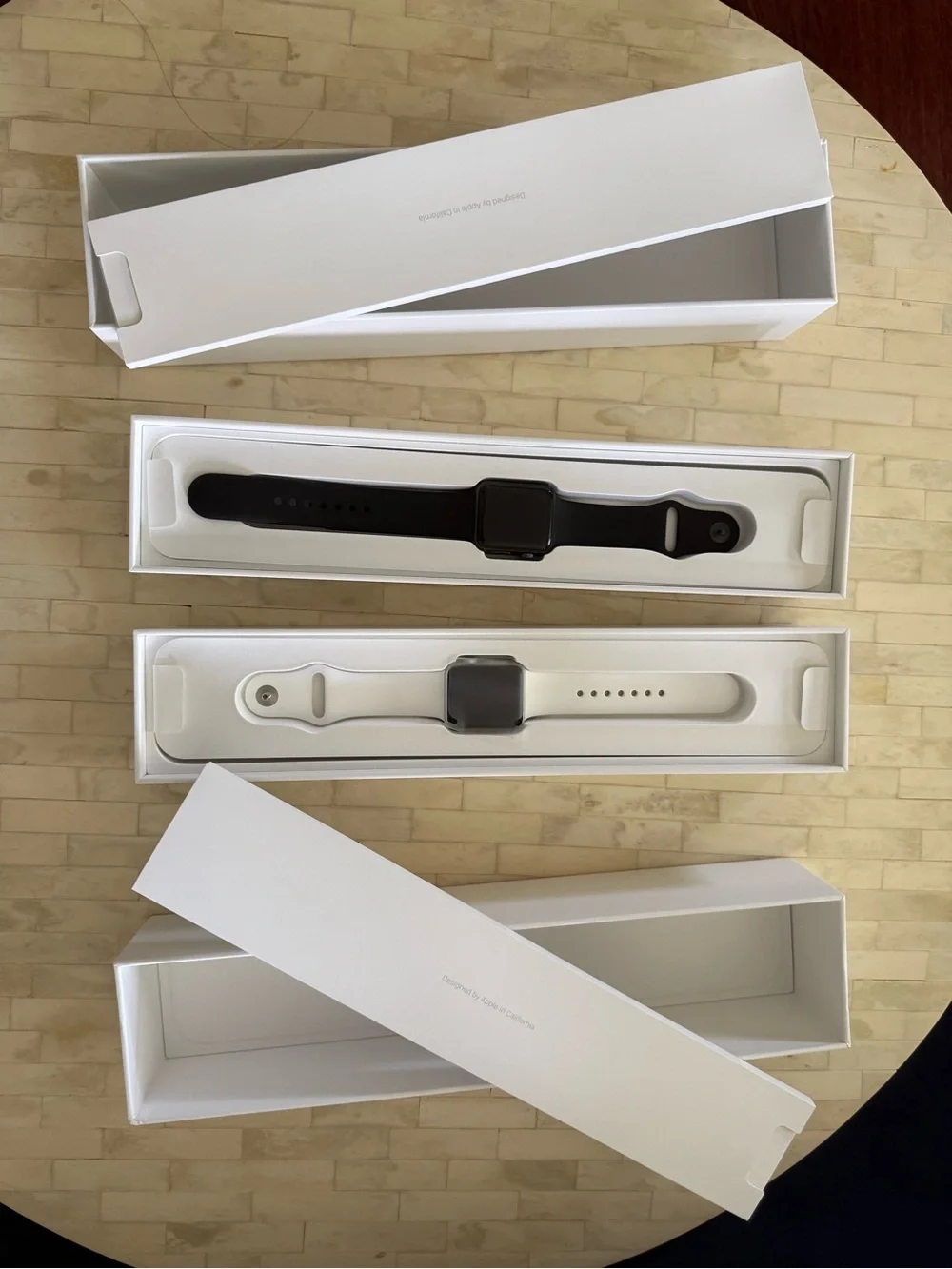 Apple Watches series 2 - 2 set 38mm black and white